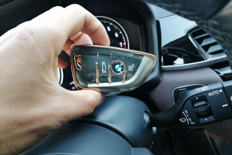 Used BMW X1 2022 sDrive25Li Leading Model Vehicle Key
