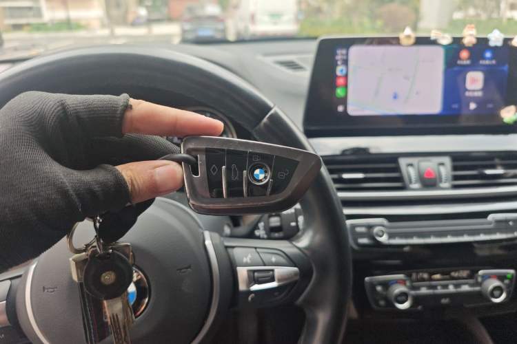 Used BMW X1 2022 sDrive25Li Leading Model Vehicle Key