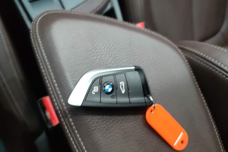 Used BMW X1 2022 sDrive25Li Leading Model Vehicle Key