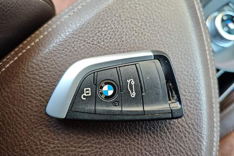 Used BMW X1 2022 sDrive25Li Leading Model Vehicle Key