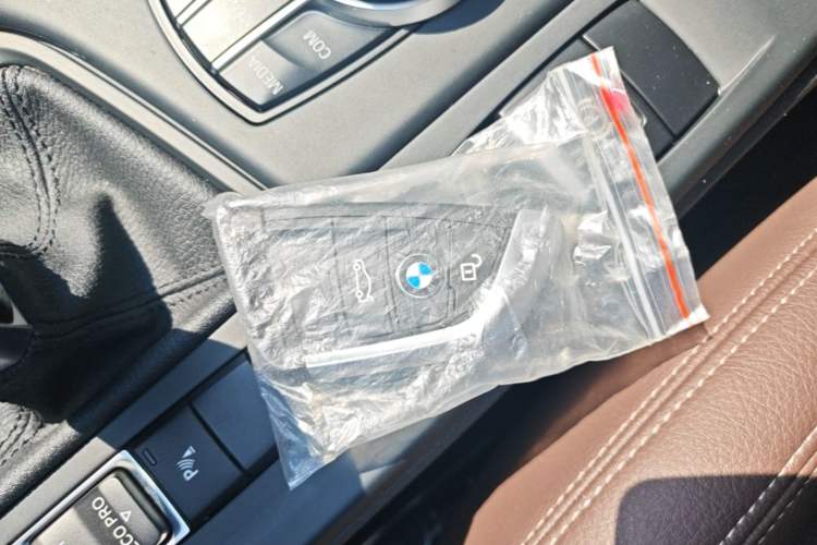 Used BMW X1 2022 sDrive25Li Leading Model Vehicle Key