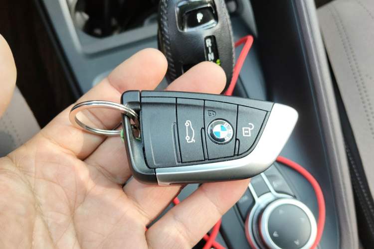Used BMW X1 2022 sDrive25Li Leading Model Vehicle Key
