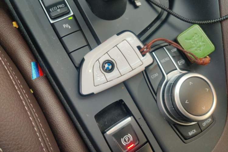 Used BMW X1 2022 sDrive25Li Leading Model Vehicle Key
