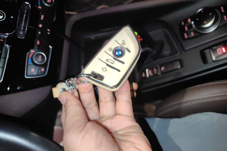 Used BMW X1 2022 sDrive25Li Leading Model Vehicle Key