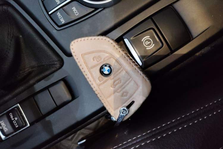 Used BMW X1 2022 sDrive25Li Leading Model Vehicle Key