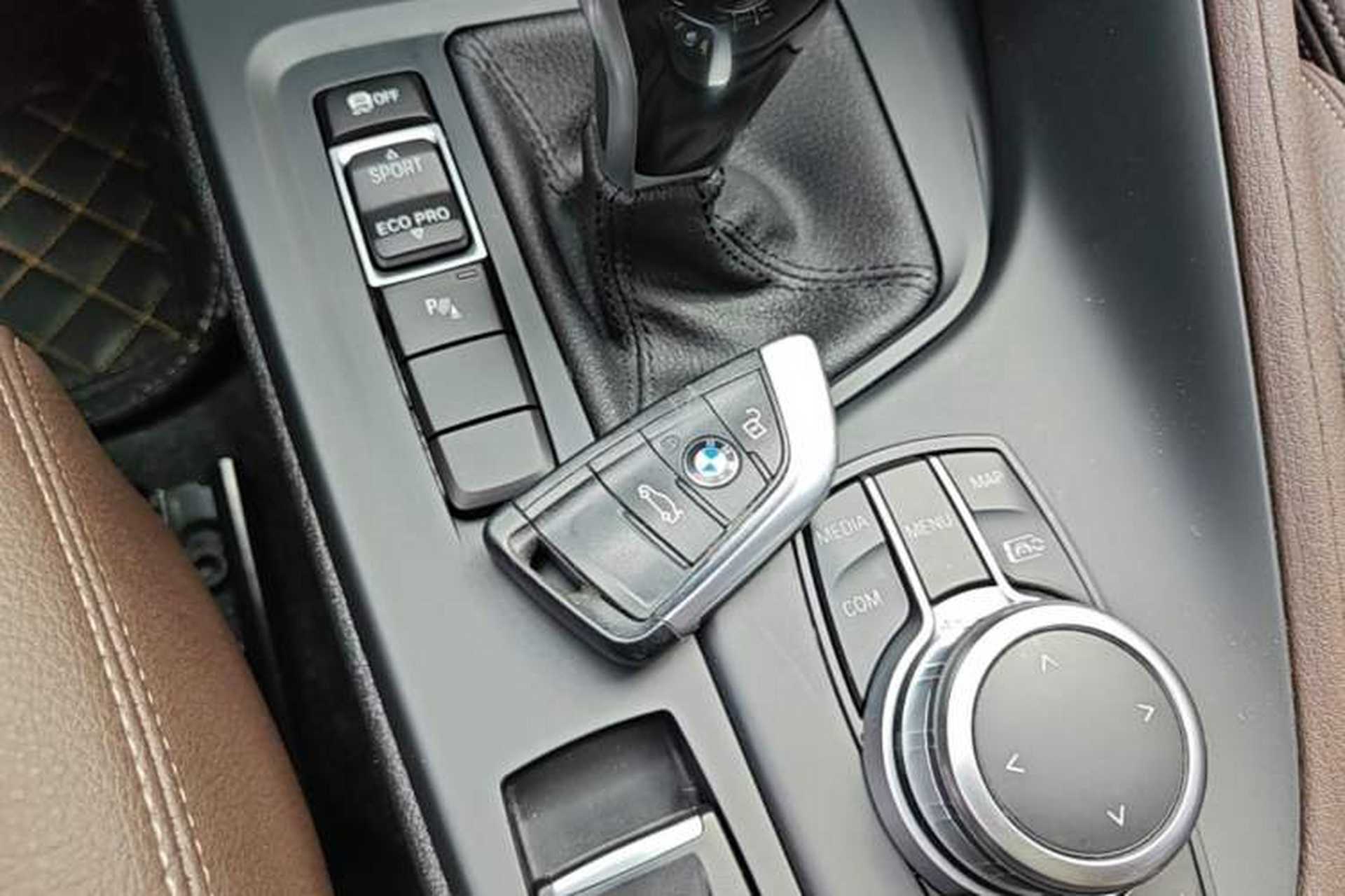 Used BMW X1 2022 sDrive25Li Leading Model Vehicle Key
