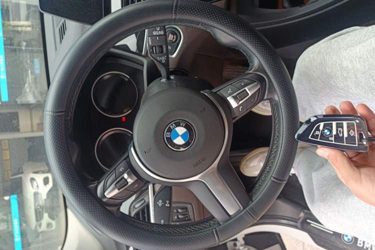 Used BMW X1 2022 sDrive25Li Leading Model Vehicle Key