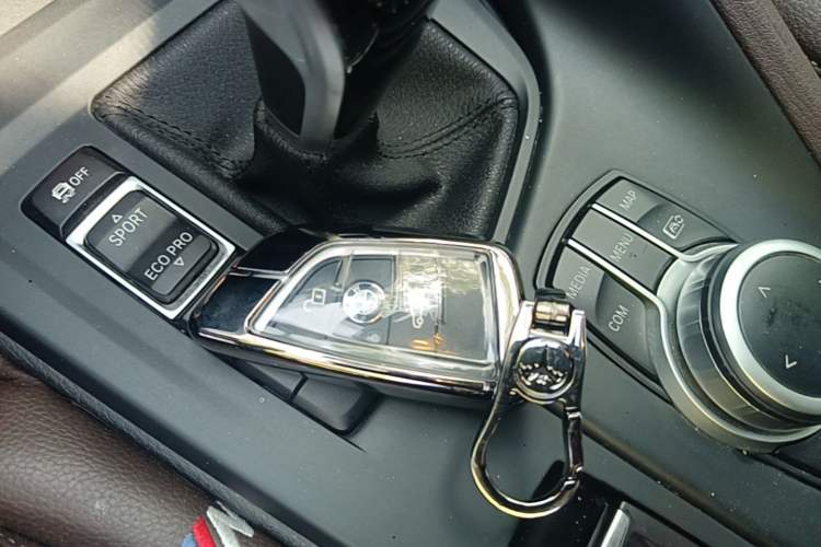 Used BMW X1 2022 sDrive25Li Leading Model Vehicle Key