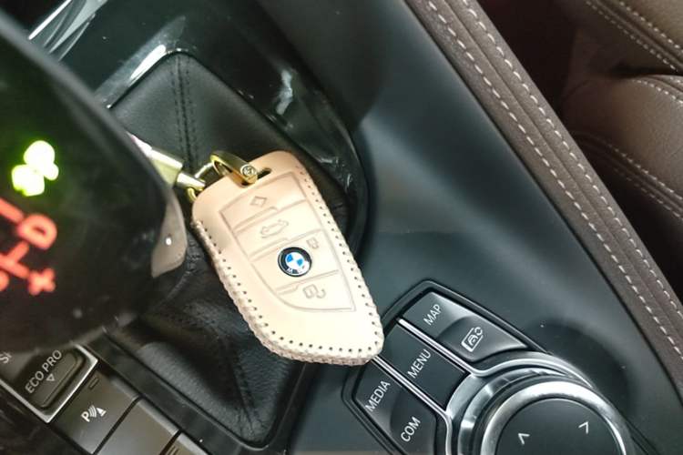 Used BMW X1 2022 Updated xDrive25Li Premium Edition Vehicle Key