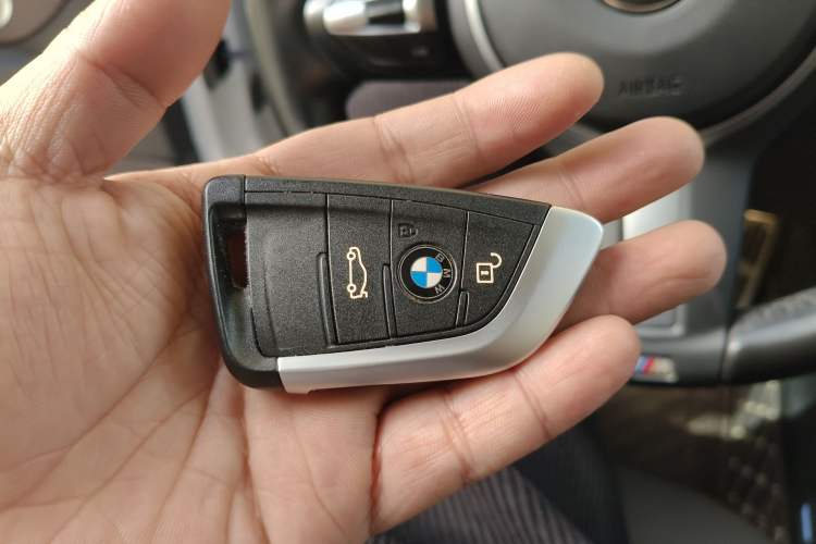 Used BMW X1 2022 sDrive25Li Leading Model Vehicle Key