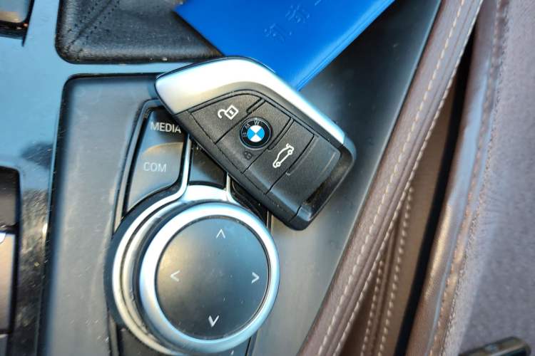 Used BMW X1 2022 xDrive25Li Luxury Model Vehicle Key