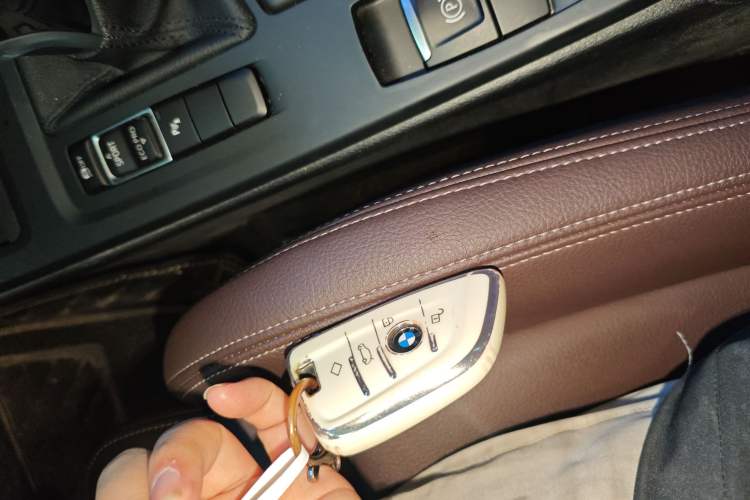 Used BMW X1 2022 sDrive25Li Leading Model Vehicle Key