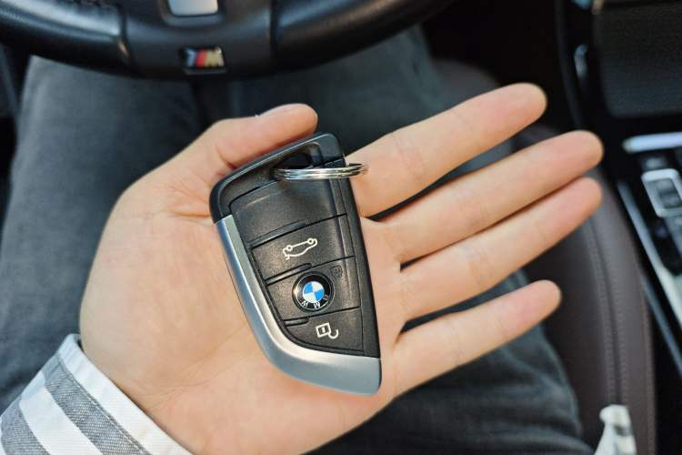 Used BMW X1 2022 Updated xDrive25Li Premium Edition Vehicle Key