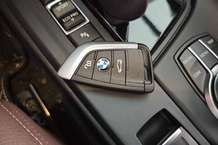 Used BMW X1 2022 sDrive25Li Leading Model Vehicle Key