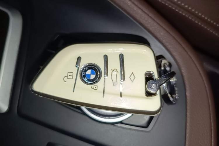 Used BMW X1 2022 sDrive25Li Leading Model Vehicle Key