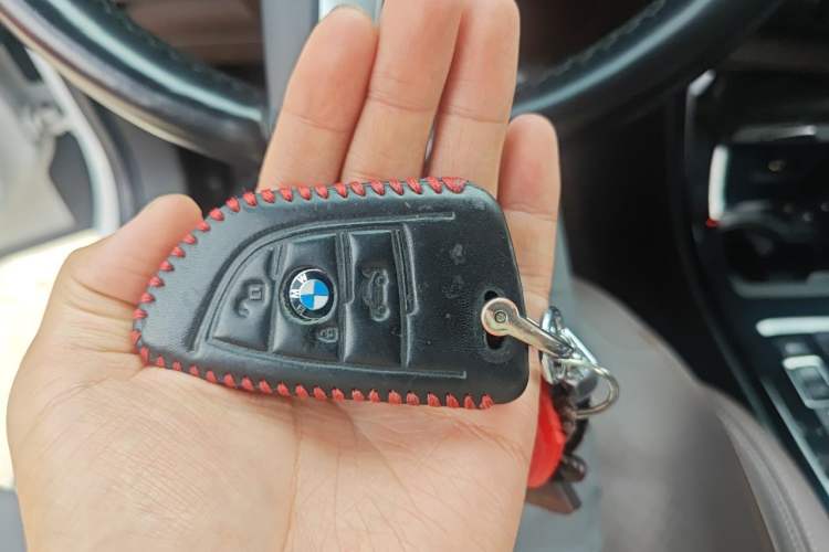 Used BMW X1 2022 Updated xDrive25Li Premium Edition Vehicle Key