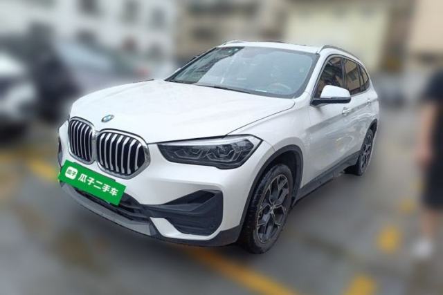 BMW X1 2022 sDrive25Li Leading Model usado