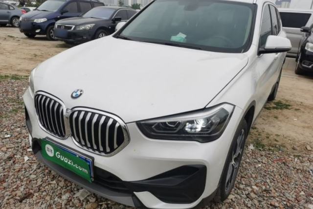 BMW X1 2022 sDrive25Li Leading Model usado