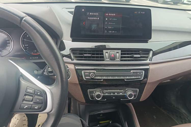 Used BMW X1 2022 sDrive20Li Fashion Model Audio And AC Panel