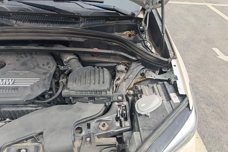 Used BMW X1 2022 sDrive20Li Fashion Model Engine Bay Left