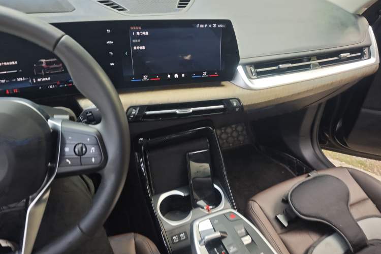 Used BMW X1 2023 xDrive25Li X Design Package Audio And AC Panel