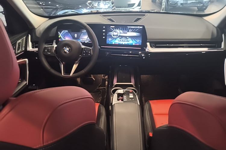 Used BMW X1 2023 sDrive25Li X Design Package Center Console