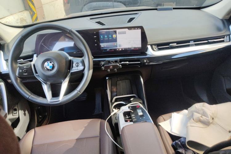 Used BMW X1 2023 sDrive25Li X Design Package Center Console