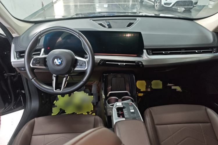 Used BMW X1 2023 sDrive25Li M Sport Package Center Console