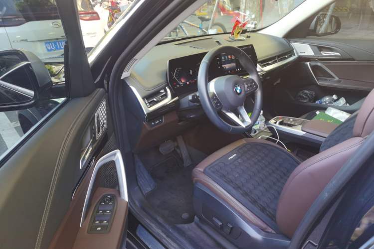 Used BMW X1 2023 sDrive25Li X Design Package Driver Seat