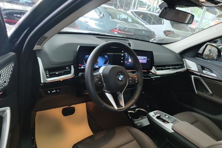 Used BMW X1 2023 sDrive25Li X Design Package Driver Seat