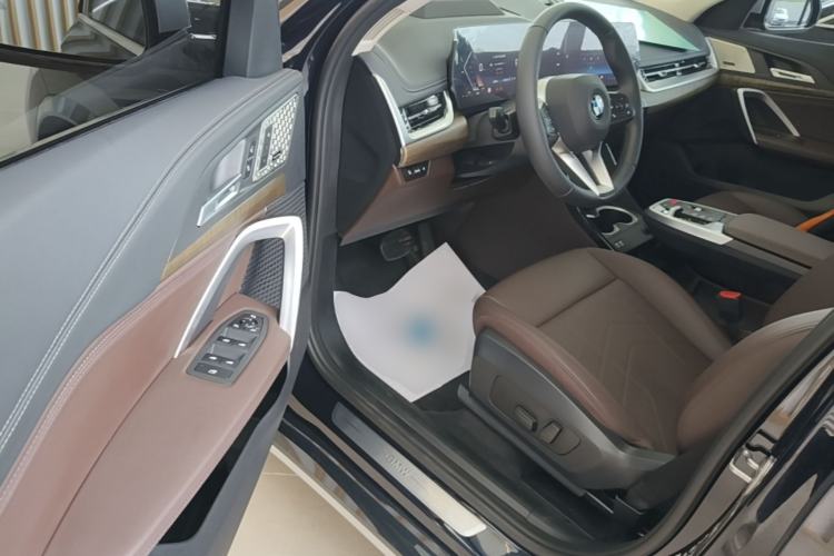 Used BMW X1 2023 xDrive25Li X Design Package Driver Seat