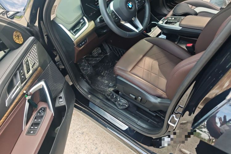 Used BMW X1 2023 xDrive25Li X Design Package Driver Seat