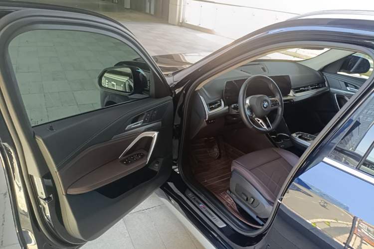 Used BMW X1 2023 sDrive25Li M Sport Package Driver Seat