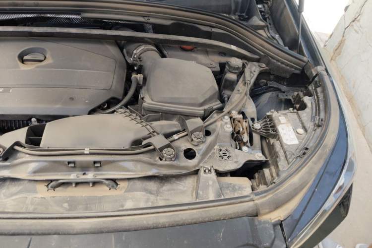Used BMW X1 2023 sDrive25Li X Design Package Engine Bay Left