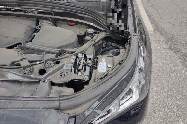 Used BMW X1 2023 sDrive25Li X Design Package Engine Bay Left