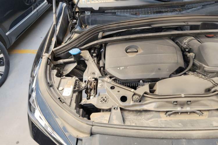 Used BMW X1 2023 sDrive25Li X Design Package Engine Bay Right