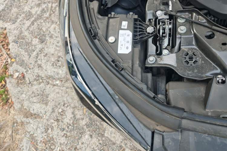Used BMW X1 2023 xDrive25Li X Design Package Engine Bay Right