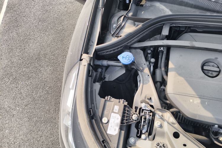 Used BMW X1 2023 sDrive25Li M Sport Package Engine Bay Right