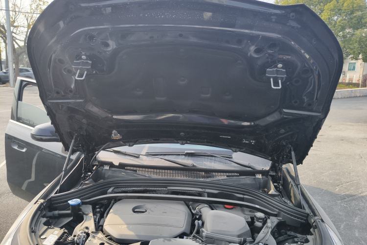 Used BMW X1 2023 sDrive25Li M Sport Package Engine Bay
