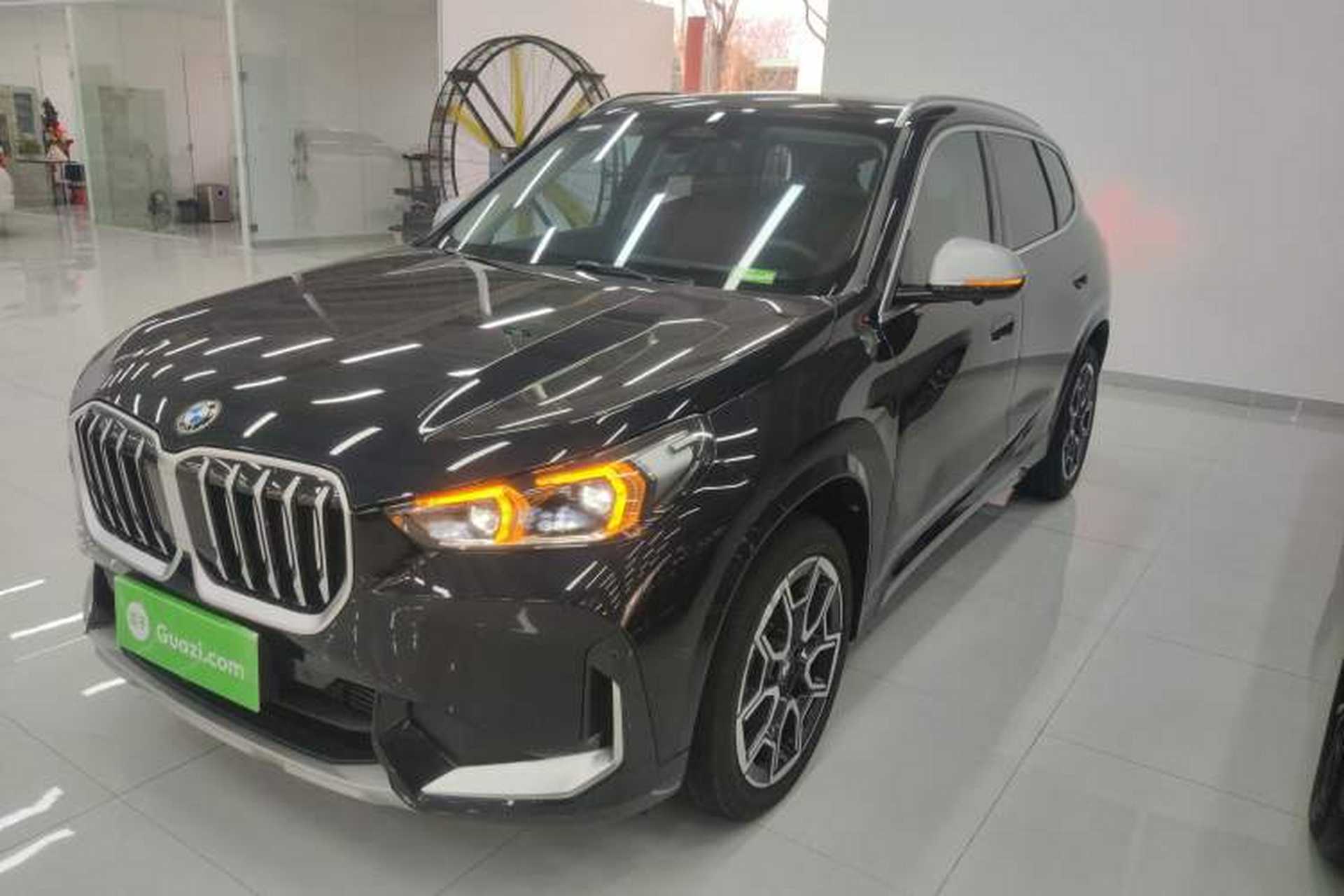 Used BMW X1 2023 sDrive25Li X Design Package Front Left 45 Deg