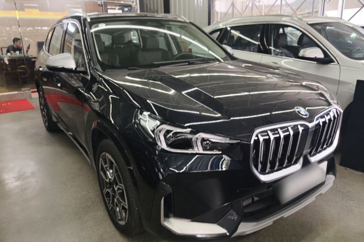 Used BMW X1 2023 sDrive25Li X Design Package Front Right 45 Deg
