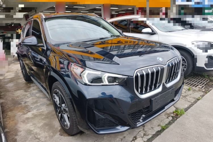 Used BMW X1 2023 sDrive25Li M Sport Package Front Right 45 Deg