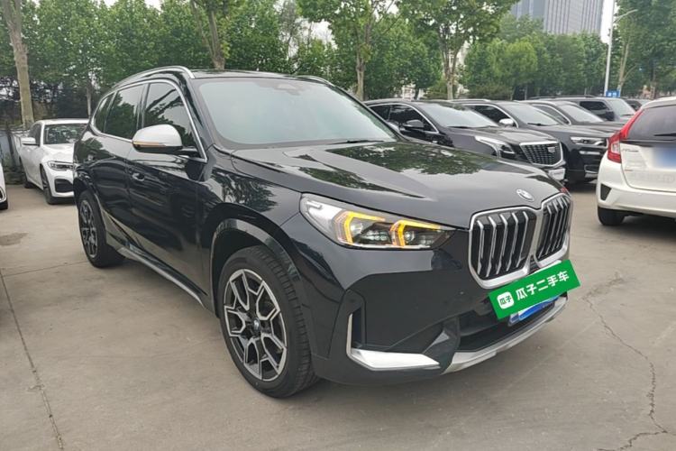 Used BMW X1 2023 sDrive25Li X Design Package Front Right 45 Deg
