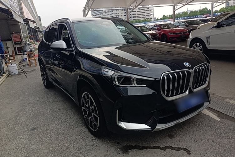 Used BMW X1 2023 sDrive25Li X Design Package Front Right 45 Deg