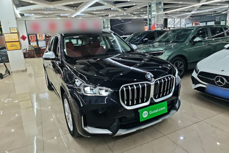 Used BMW X1 2023 sDrive20Li X Design Package Front Right 45 Deg