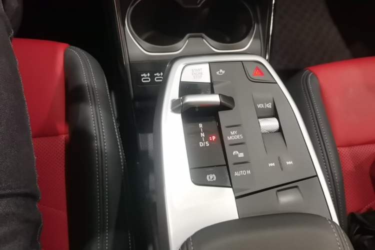 Used BMW X1 2023 xDrive25Li M Sport Package Gear Lever