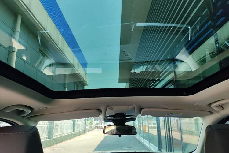 Used BMW X1 2023 sDrive25Li X Design Package Headliner