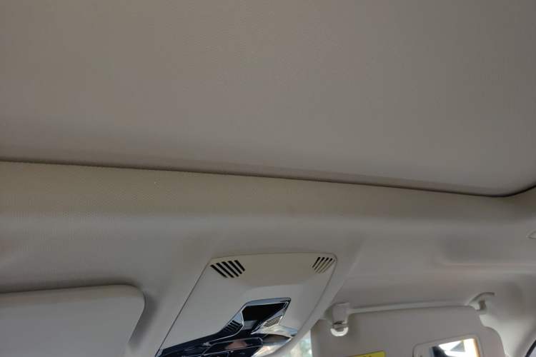 Used BMW X1 2023 sDrive25Li X Design Package Headliner