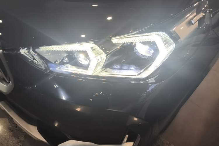 Used BMW X1 2023 sDrive25Li X Design Package Left Front Headlight