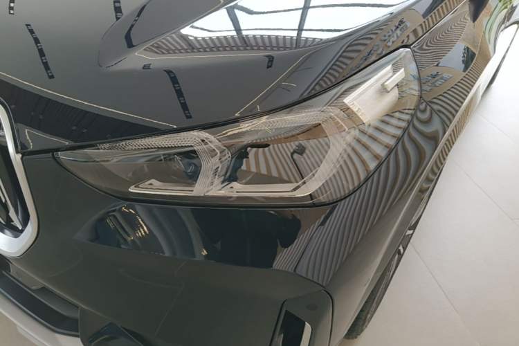 Used BMW X1 2023 xDrive25Li X Design Package Left Front Headlight